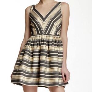 J. Crew Metallic StripeDress Holiday Sparkly Gold V neck Pleated Fit & Flair NWT
